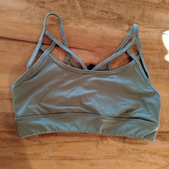 marika tek sports bra